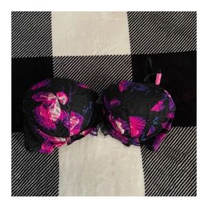 Pink Victoria’s Secret bra pink/purple/black